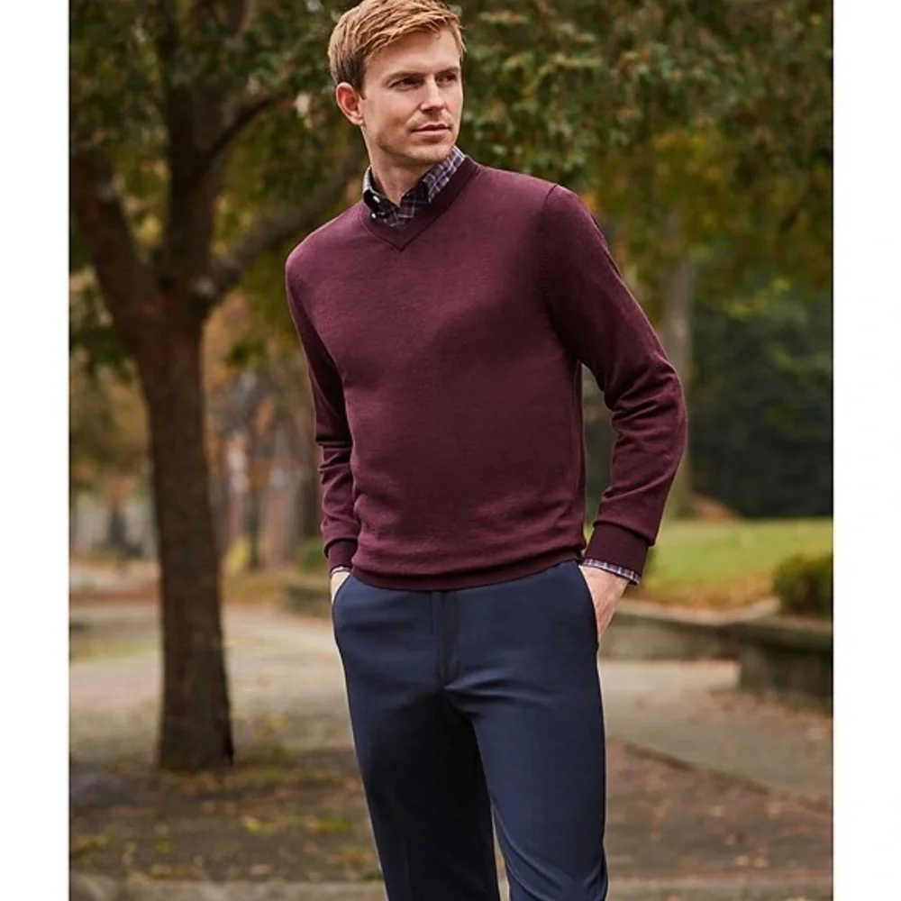 ✅ NWT Daniel Cremieux Signature V-Neck wool sweater XL